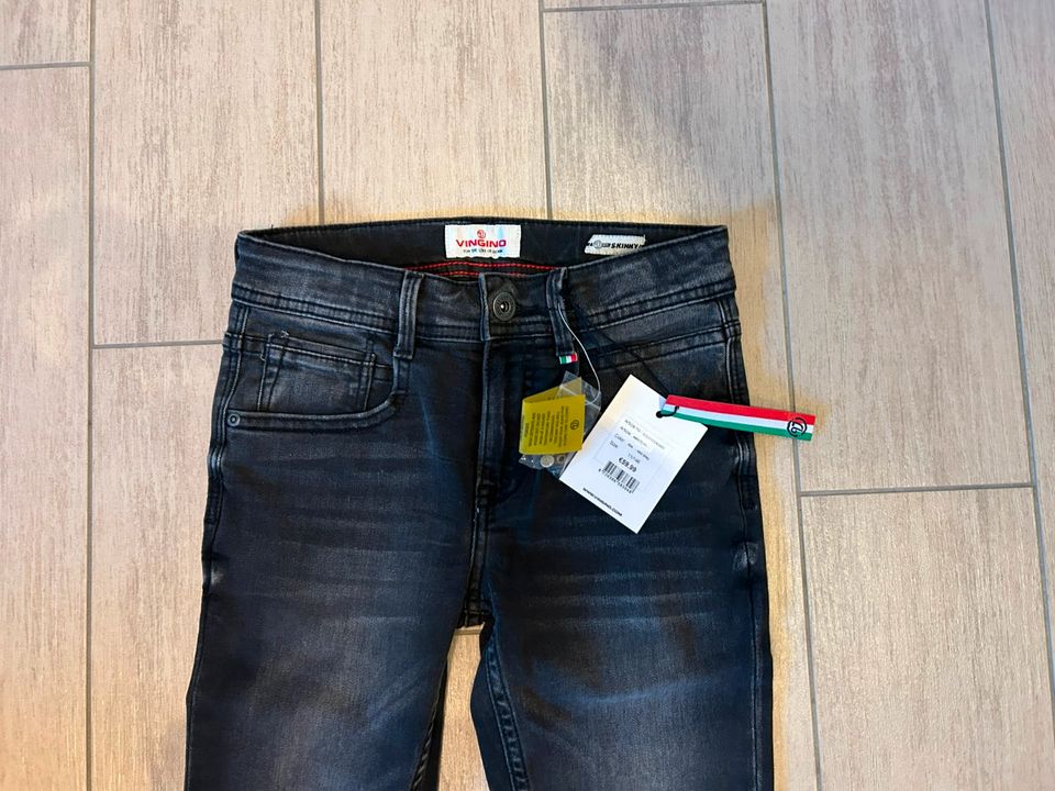 Vingino Jeans in Größe 146 *Neu mit Etikett* in Blankenheim