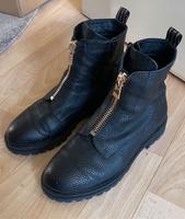 Stiefeletten mit Zip vorne von MEXX Hamburg - Altona Vorschau