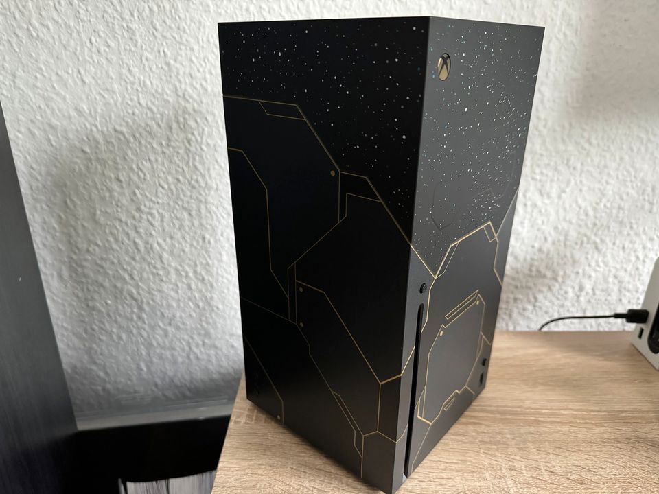 Microsoft Xbox Series X Halo Infinite Limited Edition 1TB in Mülheim (Ruhr)