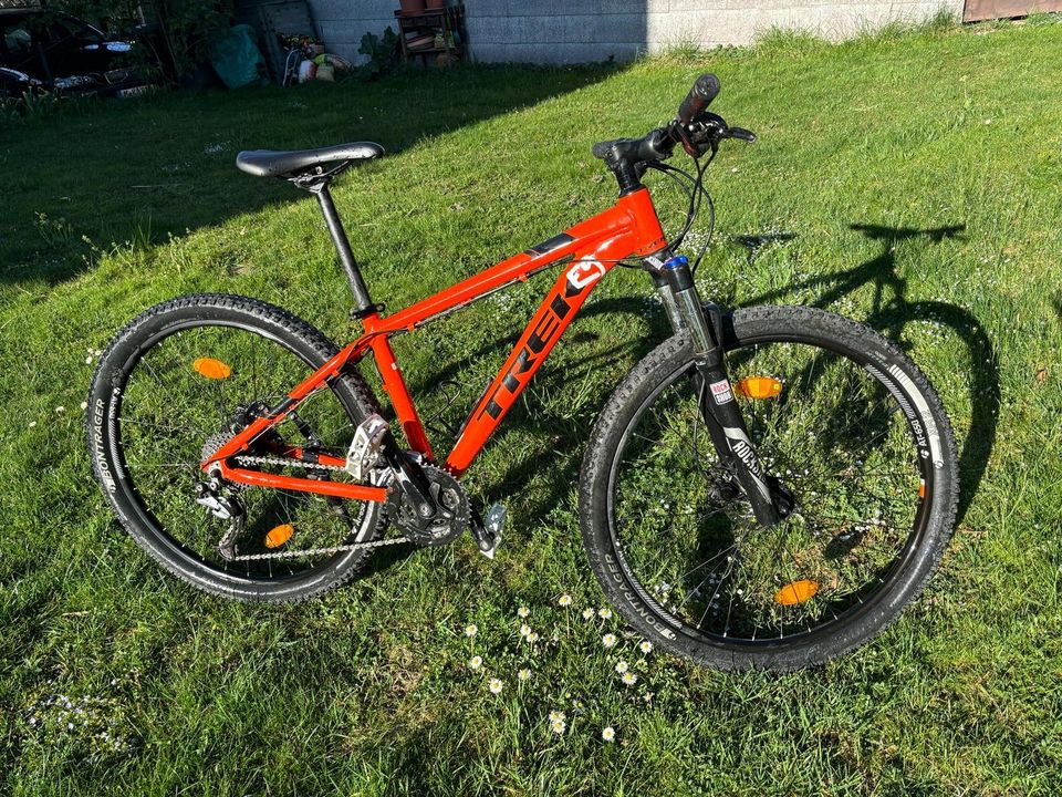 Bike Trek Marlin 7 27,5 Zoll orange MTB in Straßlach-Dingharting