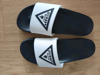 Guess Badeschuhe Nordrhein-Westfalen - Marl Vorschau