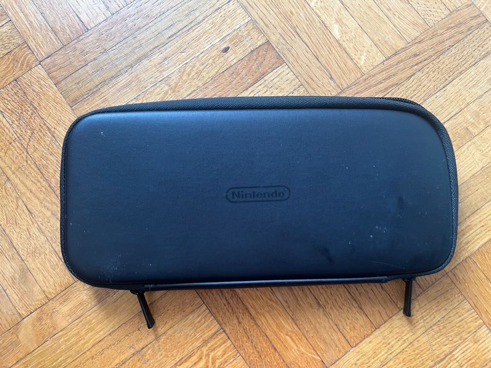 Nintendo Switch Tasche in München