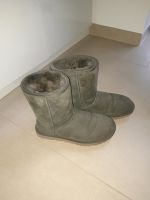 UGG Boots Farbe Moss, Gr.38, SUPER ZUSTAND UND KAUM GETRAGEN!!! Nordrhein-Westfalen - Meerbusch Vorschau