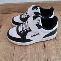 FILA Schuhe Kinder Sneakers Gr. 29 Baden-Württemberg - Dornstetten Vorschau