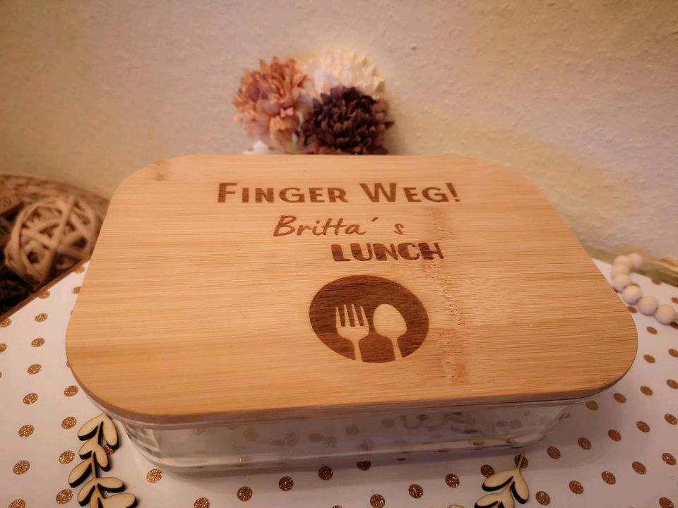 Lunchbox mit individueller Gravur aus Glas mit Bambusdeckel in Lemgo