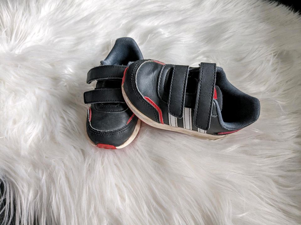 Jungen Schuhe von Adidas gr. 22 in Leinefelde