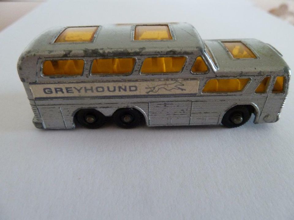 Matchbox Series No. 66 Greyhound Coach made by Lesney in Michelbach an der Bilz