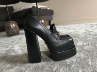 Orig. VERSACE Juno Pumps Plateau Loafers schwarz Leder 38 NEU Düsseldorf - Friedrichstadt Vorschau