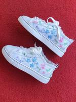 Freizeitschuhe schönes Blumenmuster Hessen - Grünberg Vorschau