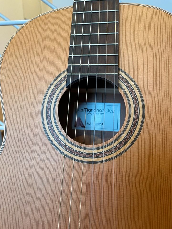 La Mancha Guitars Rubi 63cm Gitarre in Weißenburg in Bayern