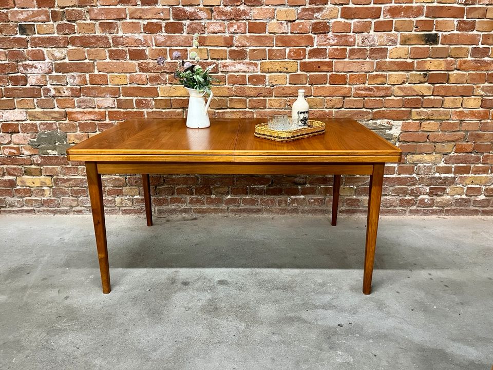 Teak Esstisch Wohnzimmertisch Dining Table Vintage Mid Century in Berlin