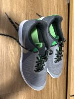 Sportschuhe Joggingschuhe Nike 41 Schleswig-Holstein - Todesfelde Vorschau