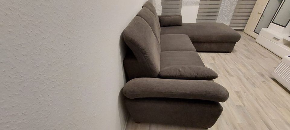 Couch/Ecksofa in Schleife (Ort)