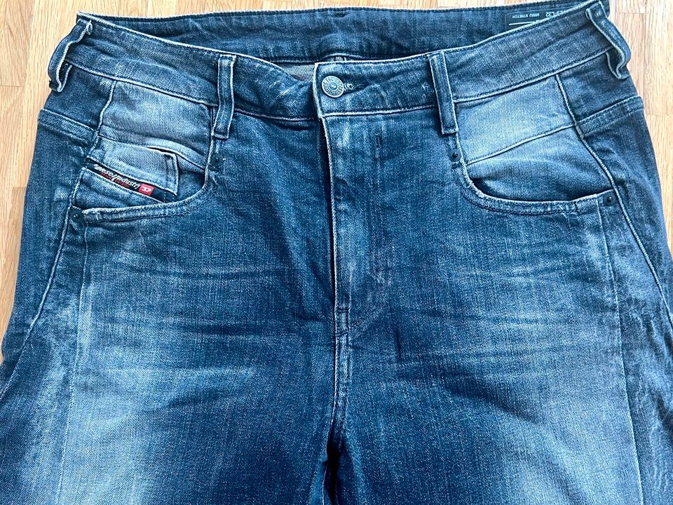 DIESEL Boyfriend Jeans W29 L32 schwarz | Neuwertig in Düsseldorf