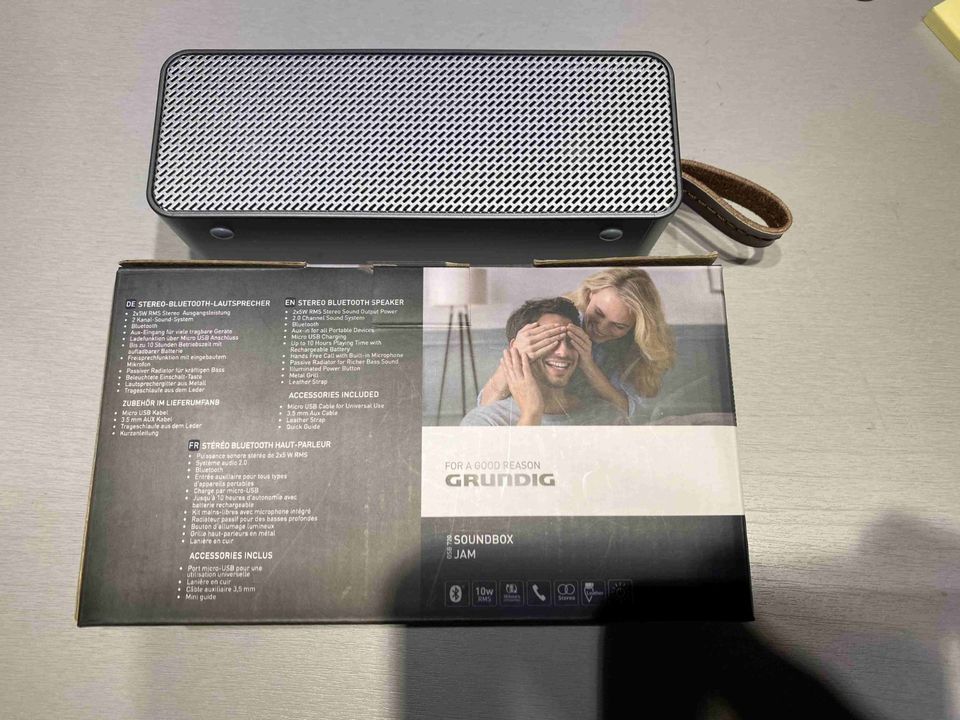 GRUNDIG GSB 720 Bluetooth Speaker Lautsprecher Box Freisprechen in Jüchen