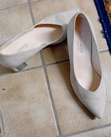schicker beiger Pumps mit silbernem Absatz 6 cm Nordrhein-Westfalen - Hamm Vorschau