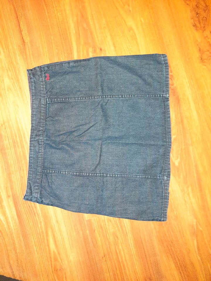 ESPRIT schlichter Jeans Rock, Gr. 36 in Lachendorf