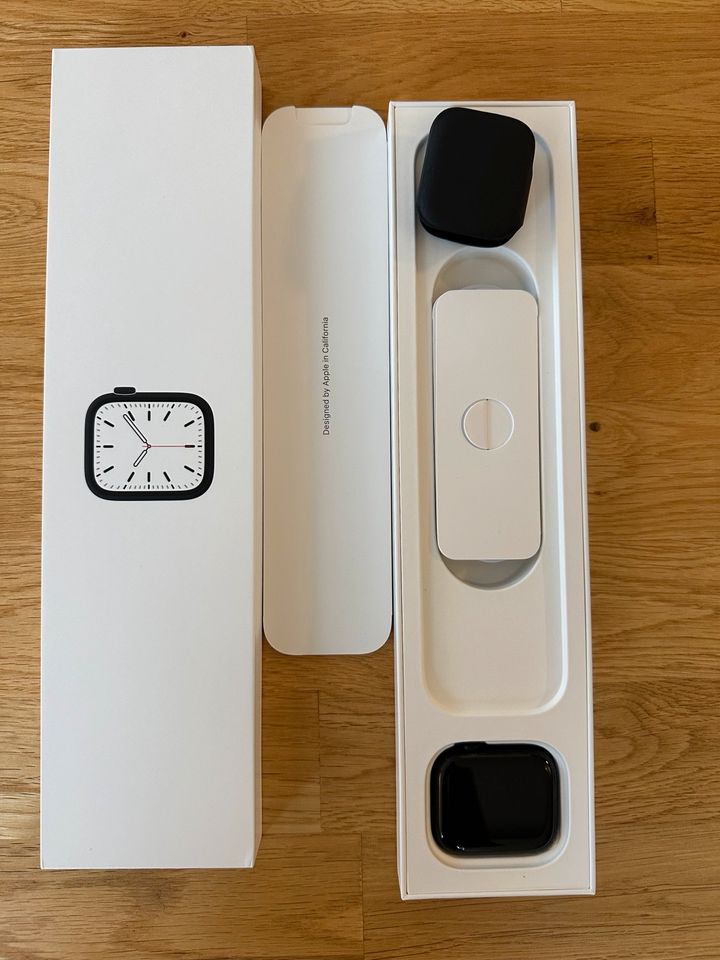 Apple Watch Series 7, 45 mm, Midnight Aluminium in Freiberg am Neckar