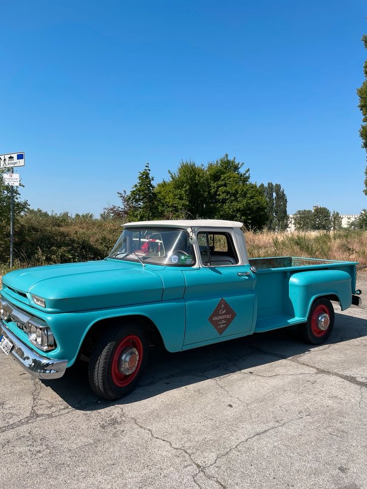 GMC Pickup Truck Stepside Serie 2500 5L Big Block V6 in Breisach am Rhein  