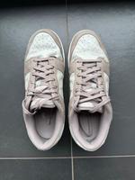 Nike Dunk Low Hellgrau-Braun Größe 40 – Zustand: Gut Hessen - Friedberg (Hessen) Vorschau