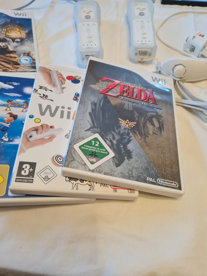 Wii-Spielkonsole mit Spielen in Großenhain
