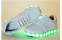 LED Schuhe mit Ladekabel Berlin - Hohenschönhausen Vorschau