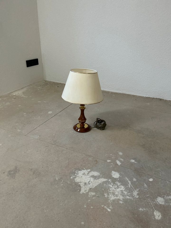 Vintage Tischlampe, Hufnagel Tischleuchte, Lampe, Nachttischlampe in Strahwalde