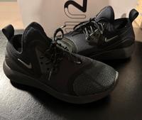 Nike Sport-/Trainingsschuhe München - Bogenhausen Vorschau