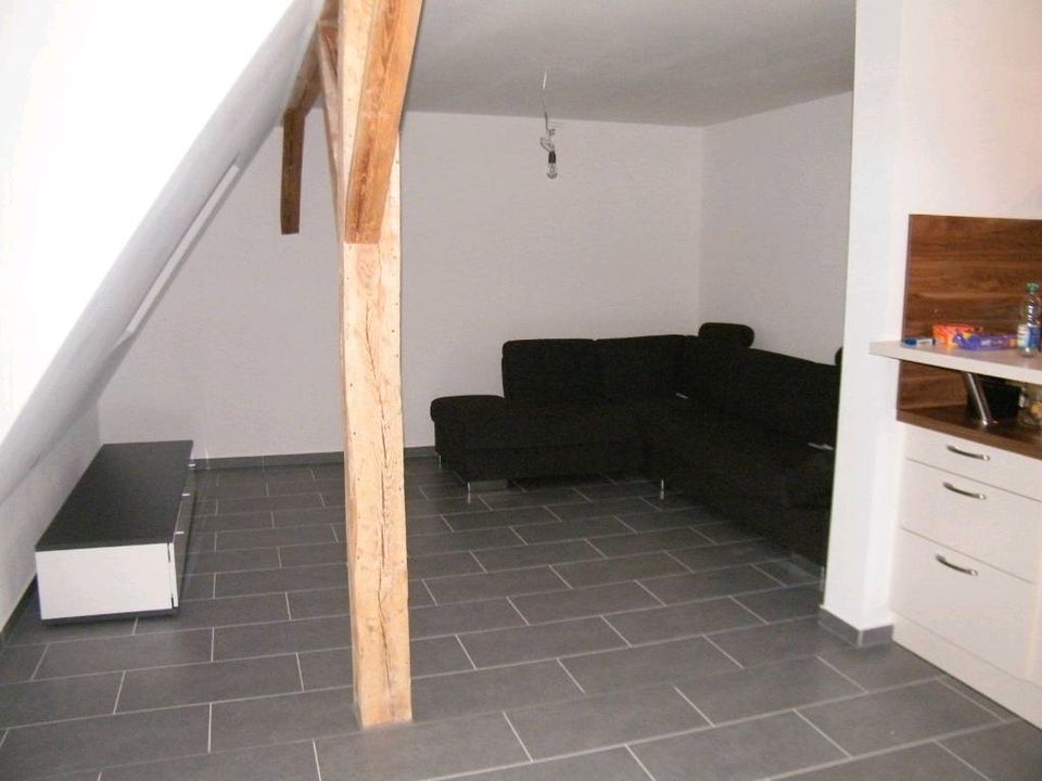 3,5 Zimmer Maisonette / Penthouse Wohnung im Grünen zu verkaufen in Neufra Hohenzollern