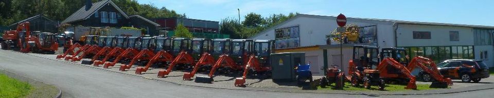 Baumaschinen Minibagger Radlader Mobilbagger Gabelstapler LKWs in Waldbröl