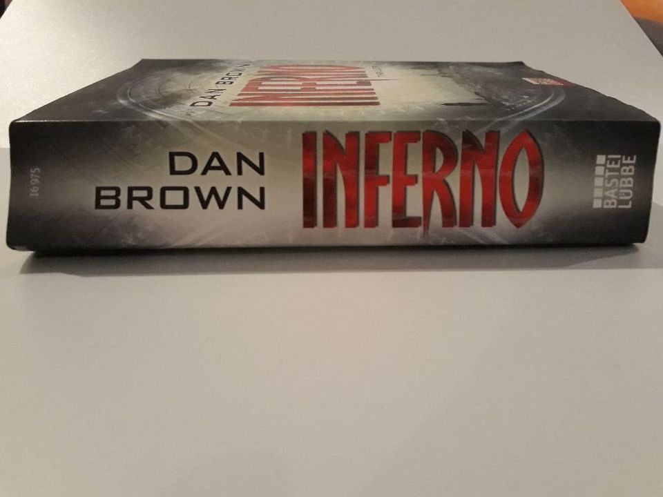 Buch "Inferno" von Dan Brown in Manching