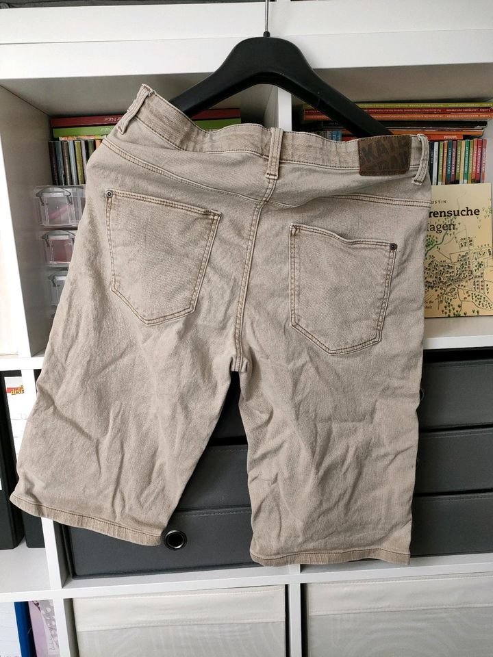 Jeans Shorts Gr. 176 in Hagen im Bremischen