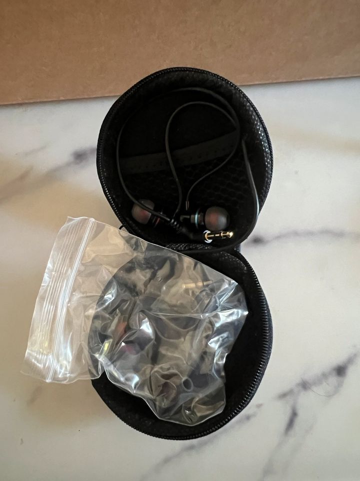 Oculus Quest 2 256GB in Bergheim