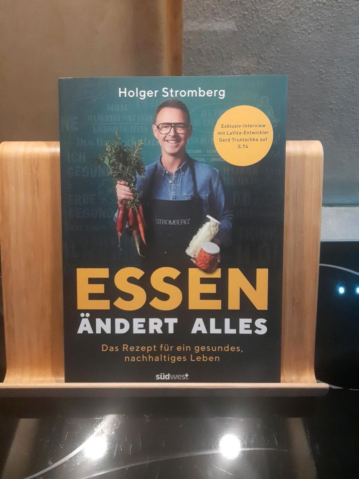 Buch "Essen ändert alles" von Holger Stromberg in Asbach-Bäumenheim