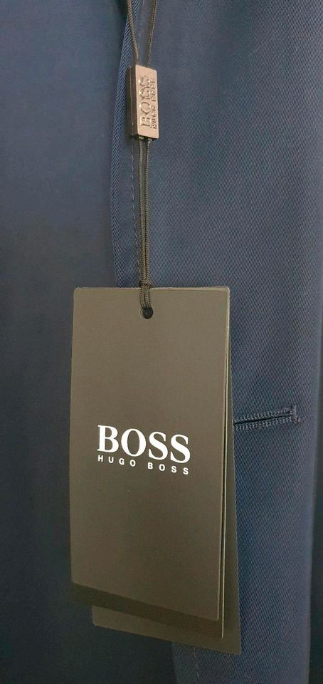 *NEU* Hugo Boss Mantel - Navy Dais15 Regular Fit Coat in Berlin