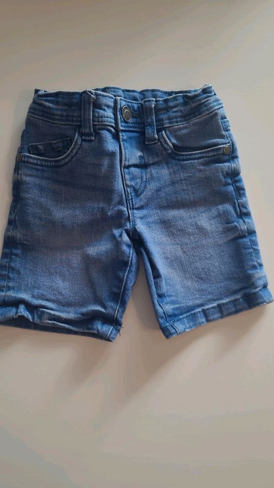 Jeans Shorts in Niederwinkling