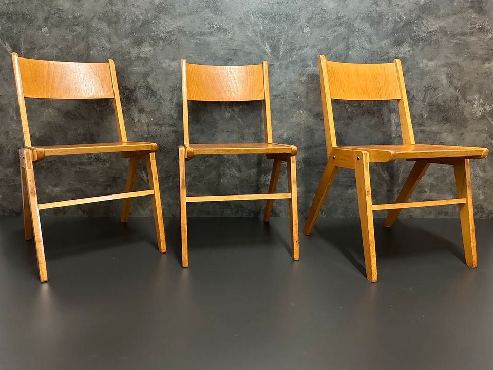 40 x Vintage Retro Stühle Holzstühle Bistro Gastro Stühle Café in Bruchköbel