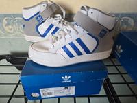 Adidas Varial mid,  Größe  39 1/3, UK 6, Neu m. Karton Niedersachsen - Rhauderfehn Vorschau