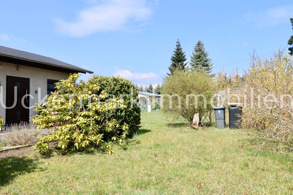 Ankommen, abschalten - und das Leben genießen! Bungalow in der Nähe des Lübbesees. in Templin