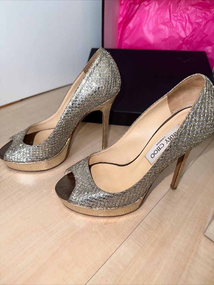 wNEU Jimmy Choo Leder Glitzer Plateau Pumps Gold Silber Gr. 35 in Sinsheim