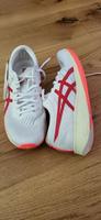 Profi Laufschuhe ASICS Metaracer NP 200€ Kr. München - Taufkirchen Vorschau