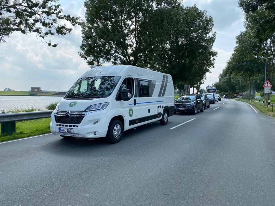 Neuer Kastenwagen (2023) zu vermieten mit perfekter Ausstattung in Berlin