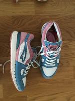 Sneakerholics Germany x Kangaroos "Bubblegum Blue Toe", Gr. 40 Bayern - Heilsbronn Vorschau