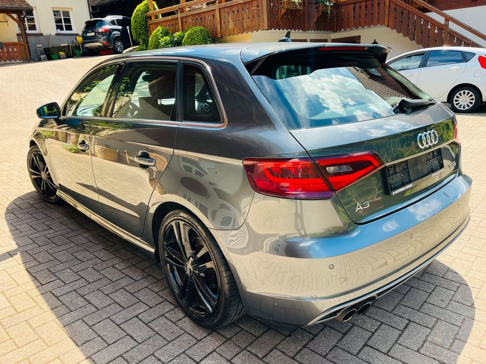 Audi A3 1.4 TFSI S-Line Sportpaket Xenon, Leder … in Durbach