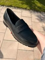 Nagelneue Tamaris Leder Collegeschuhe 40 Bayern - Wendelstein Vorschau