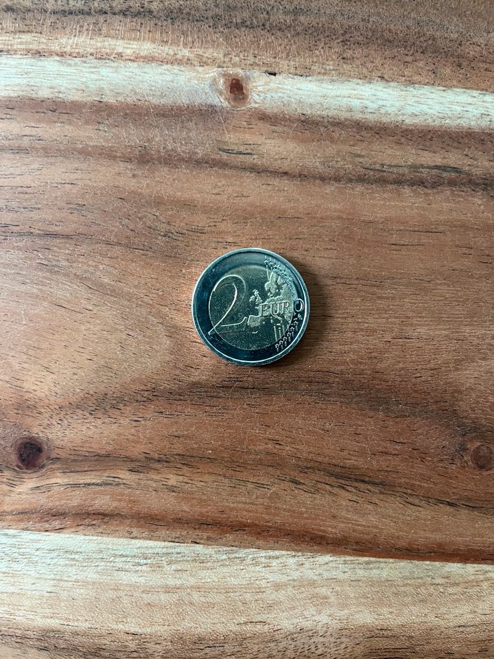 2 Euro Münze Karl der Große in Baunatal