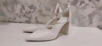 Pumps in ivory, Gr. 37, Absatz 9 cm Niedersachsen - Ankum Vorschau