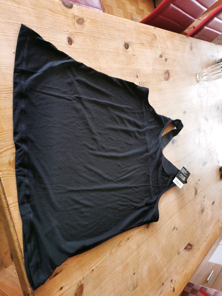 Shirt schwarz 44 /46 neu in Rosenfeld