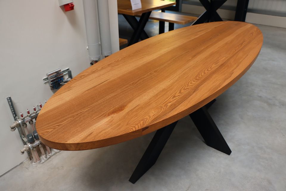 Ovaler Tisch Kernesche Esstisch Konferenztisch Holztisch 240x85cm in Monheim am Rhein