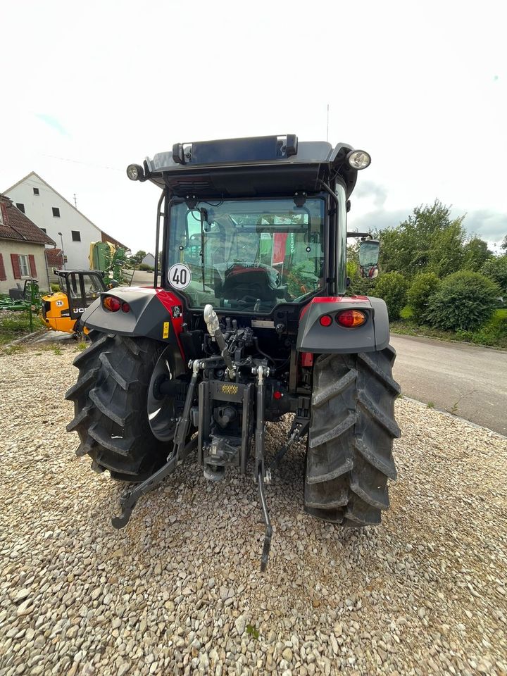 Massey Ferguson 4709 M-Cab-Essential in Altheim (Alb)